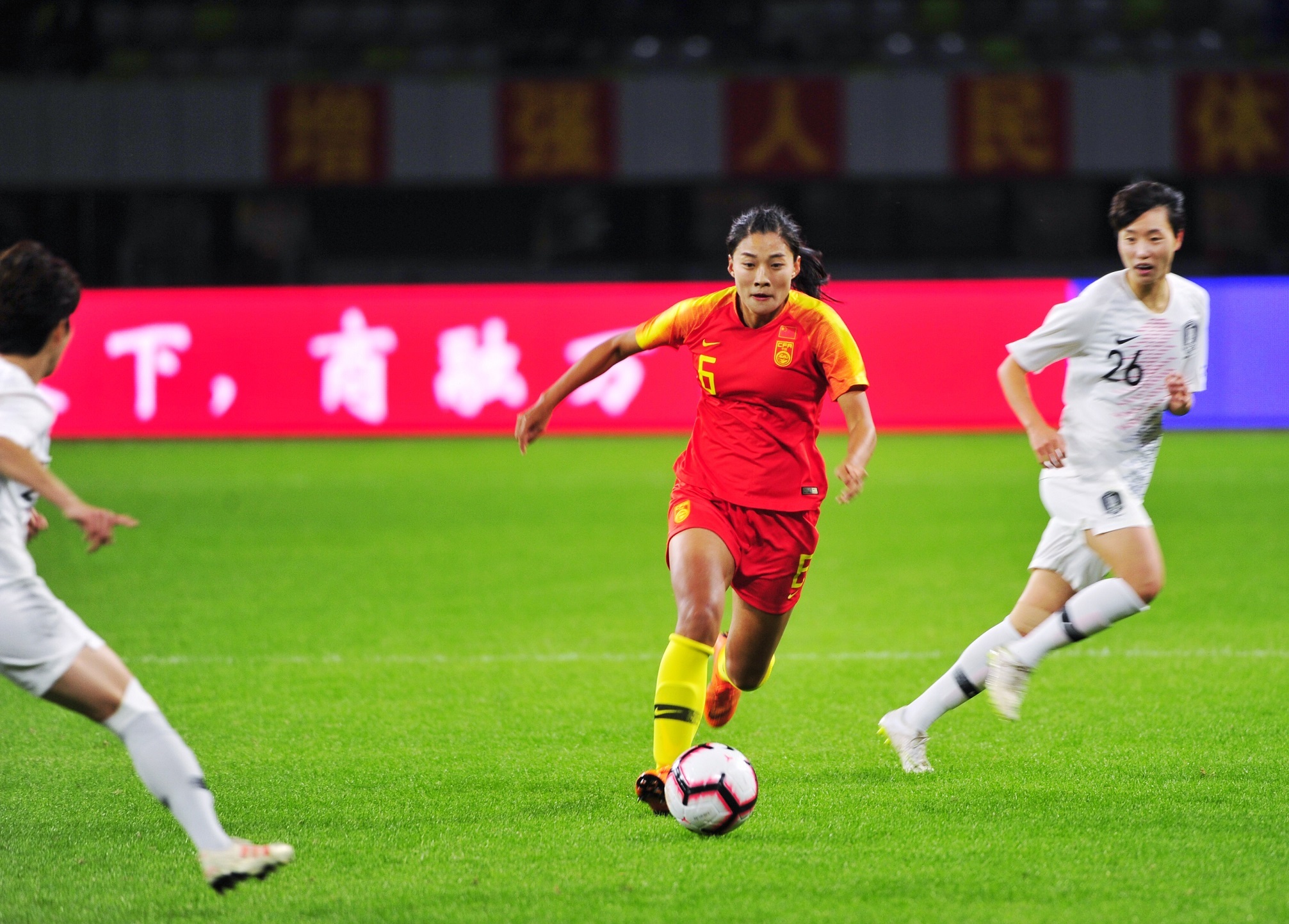 od体育官网登录网址-关于女足亚洲杯战况激烈，中国队一路高歌猛进的信息