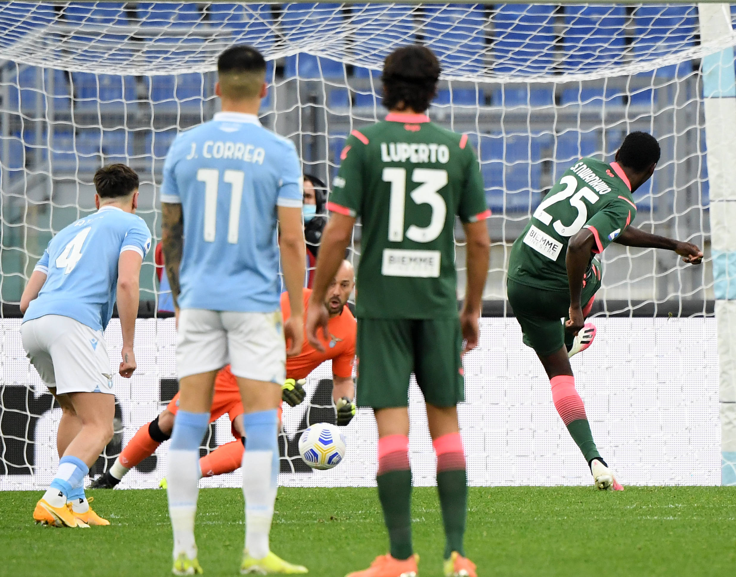 关于罗马队战胜克罗托内，积分有所提升的信息