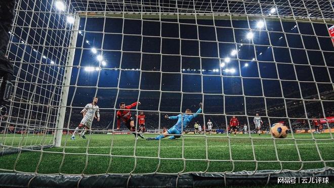 关于AC米兰主场大胜卡利亚里，稳固前四位置的信息