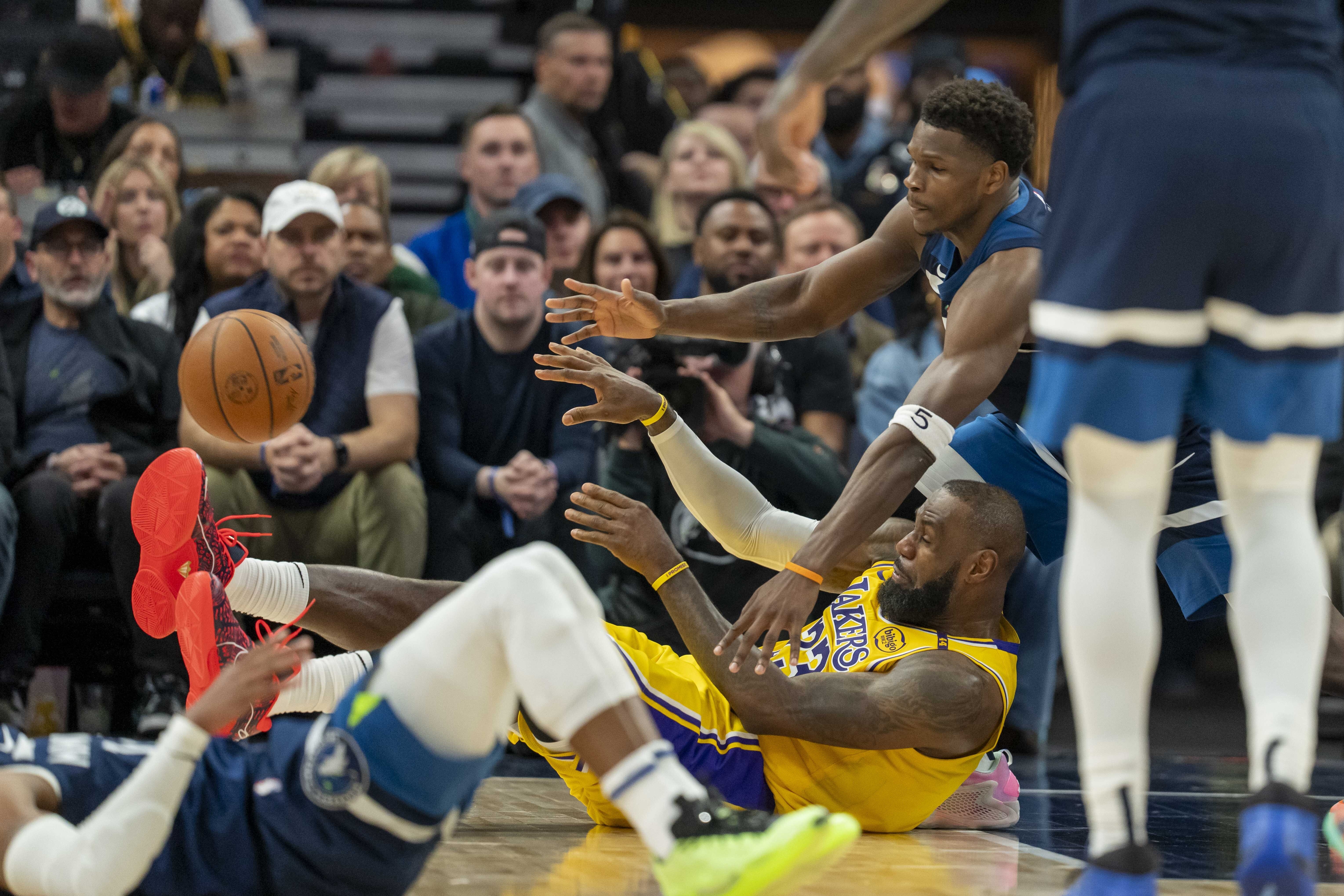 od体育活动-南美洲篮球冠军赛上演绝杀之战