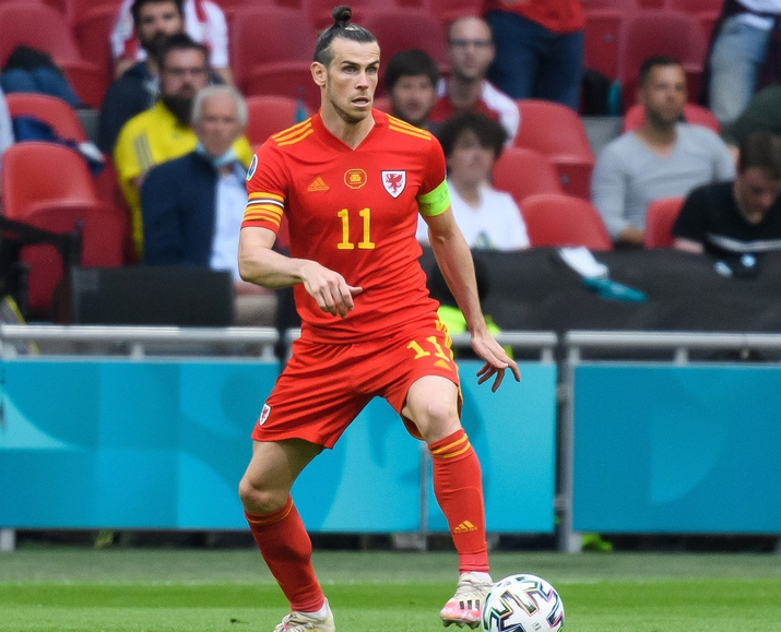 威尔士队毫无悬念取得胜利，晋级八强