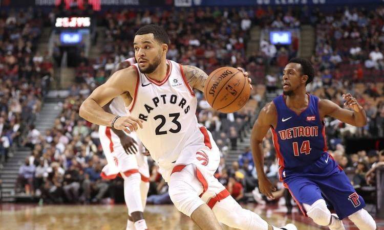 猛龙主场战胜黄蜂，追随东部第一